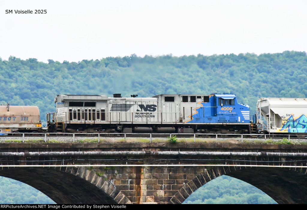 NS 4000